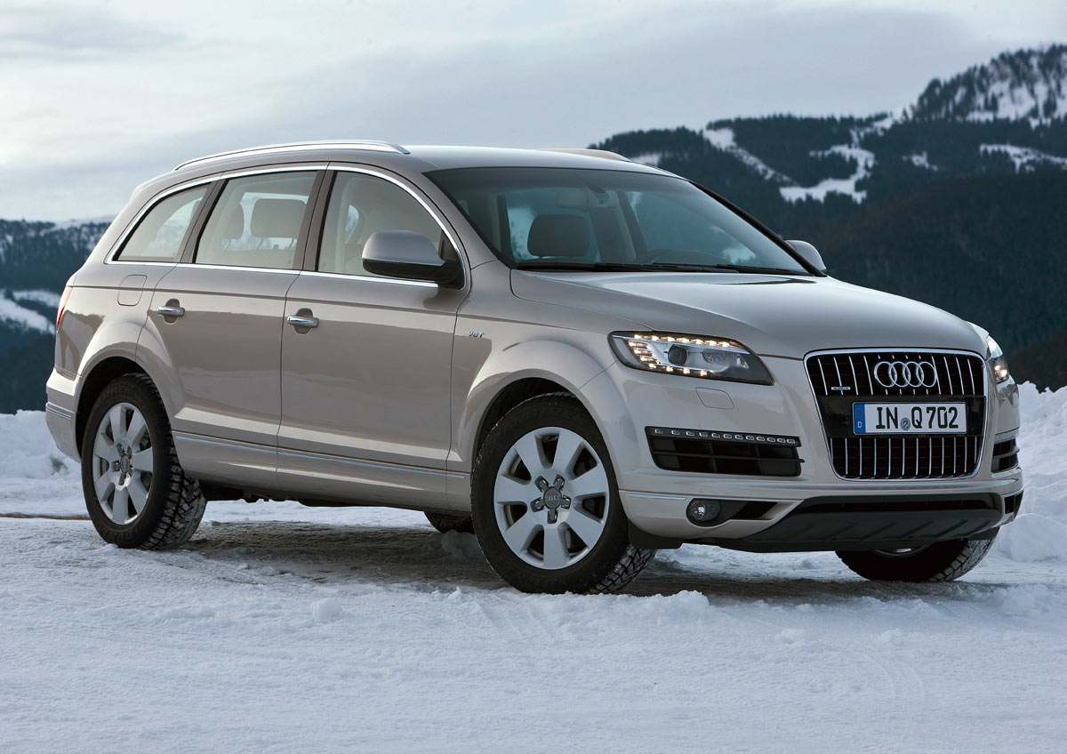 Ауди q7 2013 год